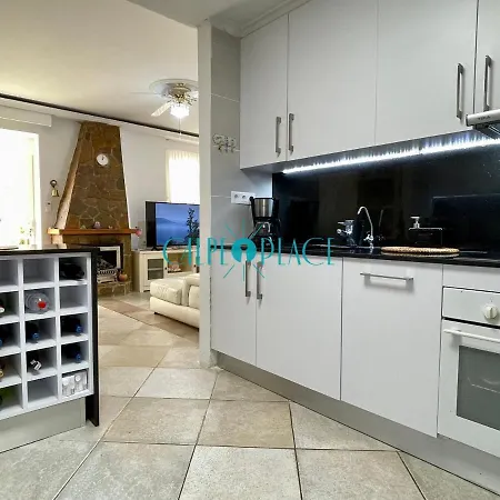 Vainilla Comodo Apartamento, Solo 200 M De La Playa, Parking
